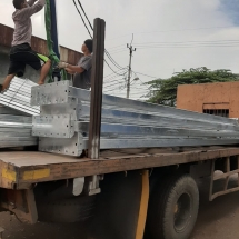28 Material gerbang tol datang dari hotdeep galvanis