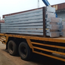 29 Material gerbang tol datang dari hotdeep galvanis
